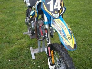 MOTOS YCF