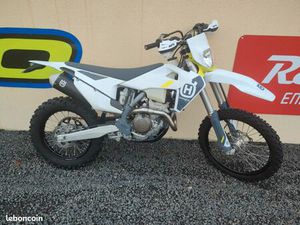 HUSQVARNA 250 FE 2022 SEULEMENT 11H DE FONCTIONNEMENT / 320KMS