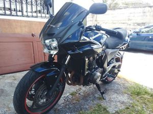 KAWASAKI Z 750 ANNÉE 2006