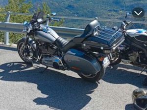 HARLEY-DAVIDSON SPORT GLIDE