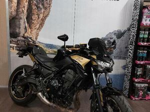 ② KAWASAKI Z650 35KW