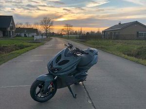 ② YAMAHA AEROX ( B KLASSE )