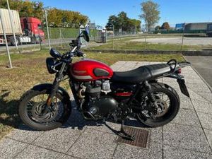 TRIUMPH STREET SCRAMBLER