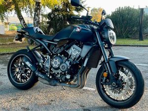 HONDA CB1000R+ ABS GARANTIE CONSTRUCTEUR 02/02/2028 - SILENCIEUX SC-PROJECT BLACK EDITION