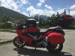 HONDA VFR 800 VTEC
