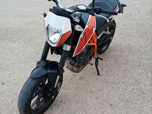 VENDS KTM DUKE 690 ABS