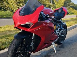 DUCATI PANIGALE V2 160CH / LIGNE AKRAPOVIC TITANE