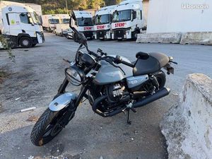 GUZZI V7 SPORT 2025