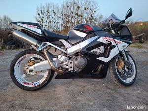 HONDA 929 CBR