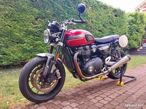 TRIUMPH SPEED TWIN 1200