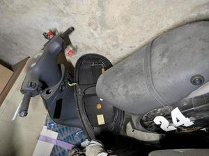 ② PIAGGIO ZIP 2T + SP