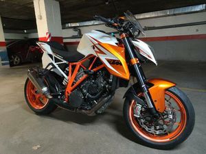 KTM - SUPER DUKE R EDICIÓN ESPECIAL