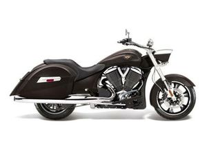 2011 VICTORY MOTORCYCLES® CROSS ROADS