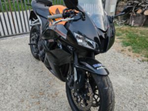 HONDA CBR 600RR