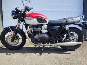 TRIUMPH BONNEVILLE T100