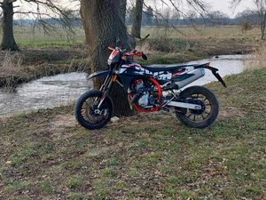 SWM SM 125 R (BAUGLEICH HUSQVARNA)