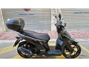 VENDO PEUGEOT TWEET 125 FL ACTIVE (2025 - 26) USATA A BARI (CODICE 9907410) - MOTO.IT