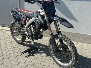 SUZUKI RMZ 250 DE 2015 LAGE