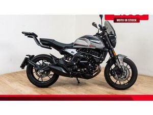 VENDO MOTO MORINI SEIEMMEZZO STR (2022 - 26) USATA A ROZZANO (CODICE 9844689) - MOTO.IT