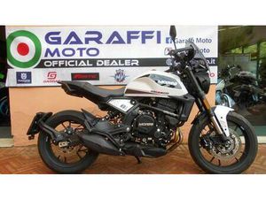 VENDO MOTO MORINI SEIEMMEZZO STR (2022 - 26) USATA A POGGIBONSI (CODICE 9710210) - MOTO.IT