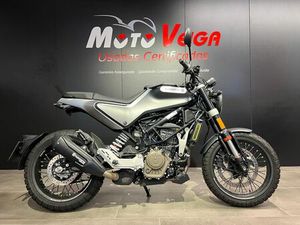 HUSQVARNA SVARTPILEN 125 FIGUEIREDO