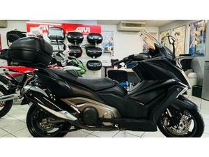 VENDO KYMCO AK 550 ETS (2021 - 26) USATA A CALCINATO (CODICE 9688139) - MOTO.IT