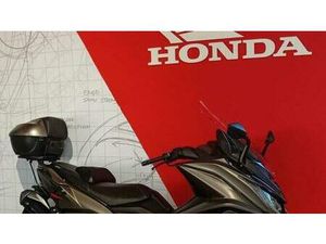 VENDO KYMCO AK 550 ETS (2021 - 26) USATA A SAN GIORGIO CANAVESE (CODICE 9896476) - MOTO.IT