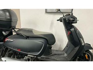 VENDO KYMCO LIKE 125 (2021 - 26) USATA A CASTELLAMMARE DI STABIA (CODICE 9817518) - MOTO.IT
