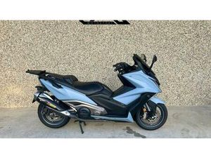 VENDO KYMCO AK 550 ETS (2021 - 26) USATA A SAVIGLIANO (CODICE 9856773) - MOTO.IT