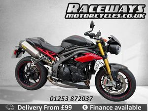 TRIUMPH SPEED TRIPLE 1050 NAKED PETROL MANUAL (129 PS) 1050 CC
