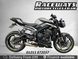 TRIUMPH STREET TRIPLE 765 R 765 CC