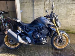 HONDA, CB1000 HORNET, 2025, AS NEW WITH SPORTS PACK & EXTRAS