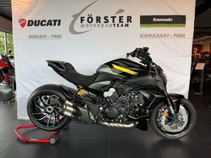 DUCATI DIAVEL V4