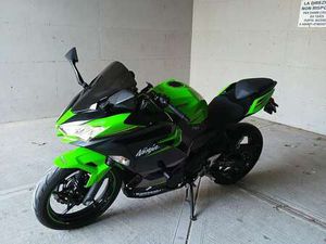 KAWASAKI NINJA 400 SPORTIVO VERDE
