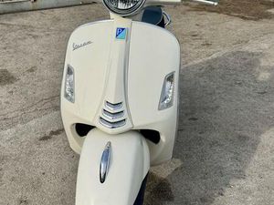 PIAGGIO VESPA 300 GTS SUPER