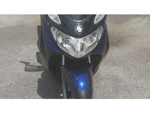 VENDO SUZUKI BURGMAN UH 150 (2002 - 06) USATA A MILANO (CODICE 9908779) - MOTO.IT