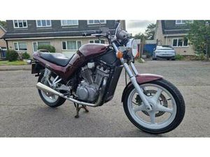 SUZUKI VX800 V-TWIN, LOVELY CONDITION, LONG MOT, GENUINE UK BIKE.