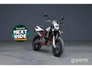 SWM SM 500 R R ABS MY21 BIANCO