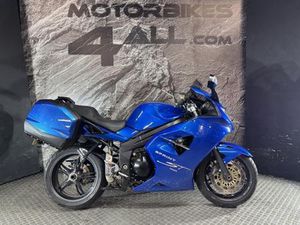 TRIUMPH SPRINT ST 1050 2005