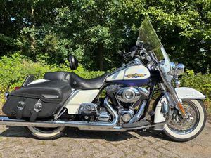 HARLEY-DAVIDSON ROAD KING TOUR 96 FLHRC CLASSIC WIT