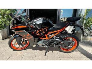 VENDO KTM RC 125 (2022 - 26) USATA A TREZZANO SUL NAVIGLIO (CODICE 9234331) - MOTO.IT