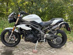 TRIUMPH SPEED TRIPLE 1050 S ABS 2018 WIT