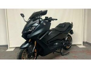 VENDO YAMAHA T-MAX 560 TECH MAX (2022 - 24) USATA A VILLORBA (CODICE 9909063) - MOTO.IT