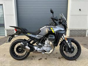MOTO GUZZI STELVIO PFF 1042 CC 2024 - ONLY 594 MILES!