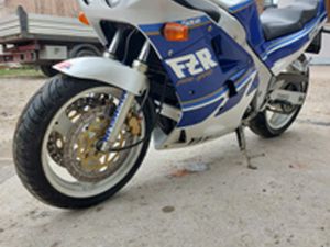 YAMAHA FZR 1000 GENESIS