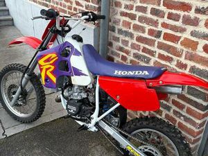 ② HONDA CR80R 1995 (RESTAURATION)