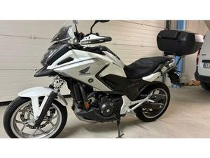 VENDO HONDA NC 750 X ABS (2016 -17) USATA A ALBA (CODICE 9908653) - MOTO.IT