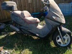 SUZUKI AN BURGMAN 400 - 2000