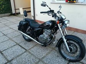 SUZUKI GZ MARAUDER 250 - 2001