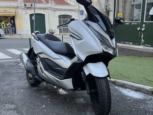 HONDA FORZA 300 ABS ESTRELA